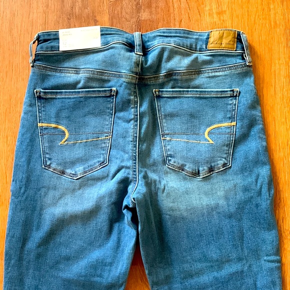 Fresh bright 12 regular hi-rise American Eagle Jeggings NWT - Picture 3 of 4